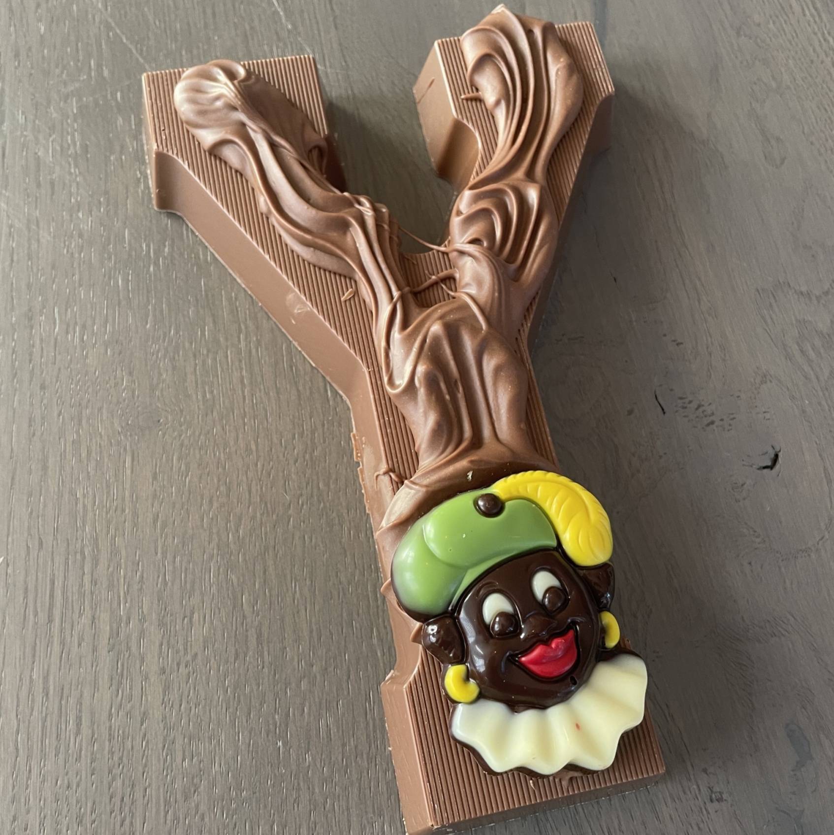 Chocoladeletter Y