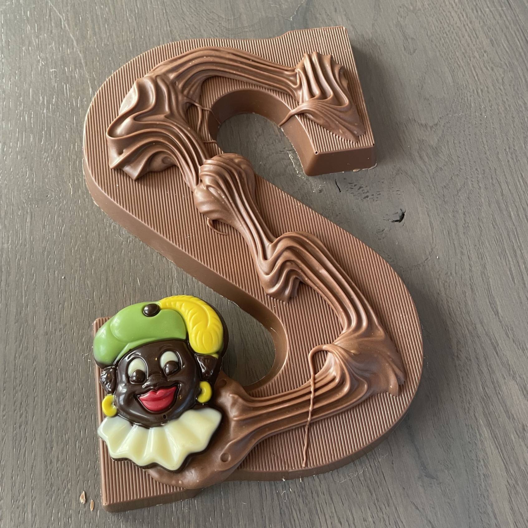 Chocoladeletter S