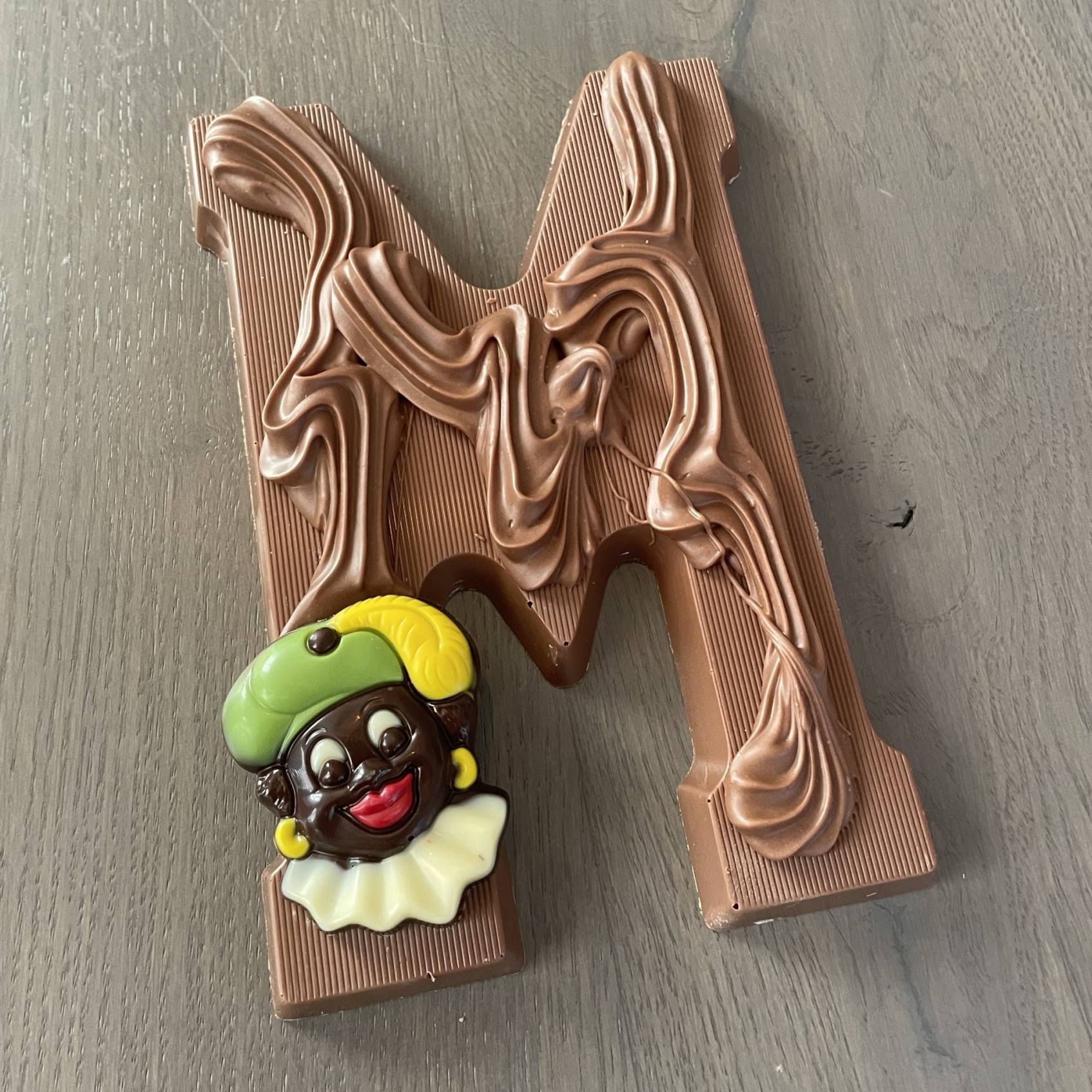 Chocoladeletter M